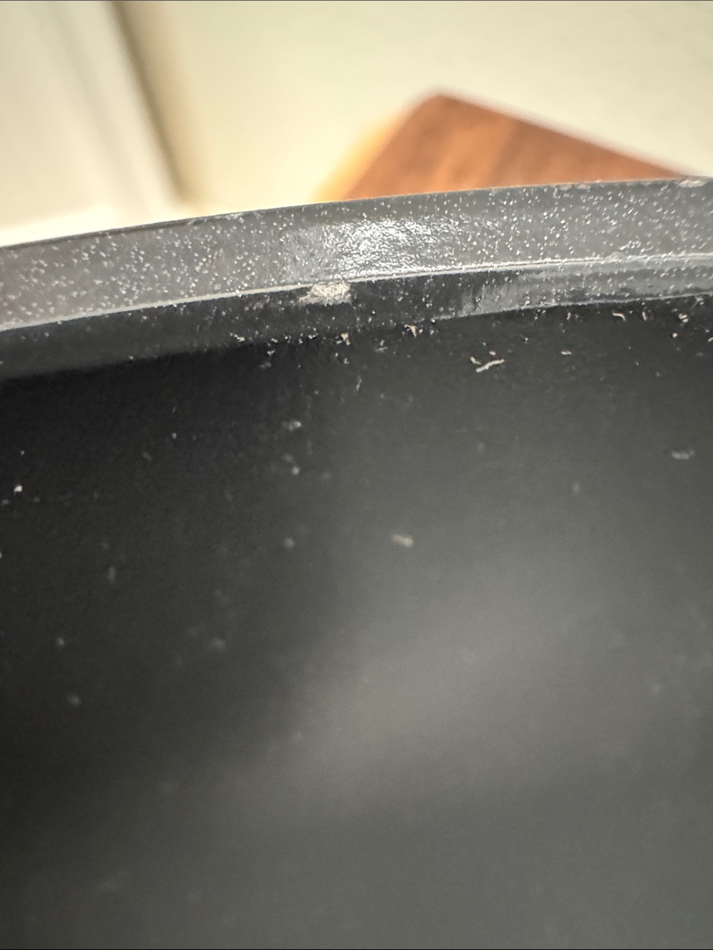 Le Creuset Large Wok - Picture 3 of 9